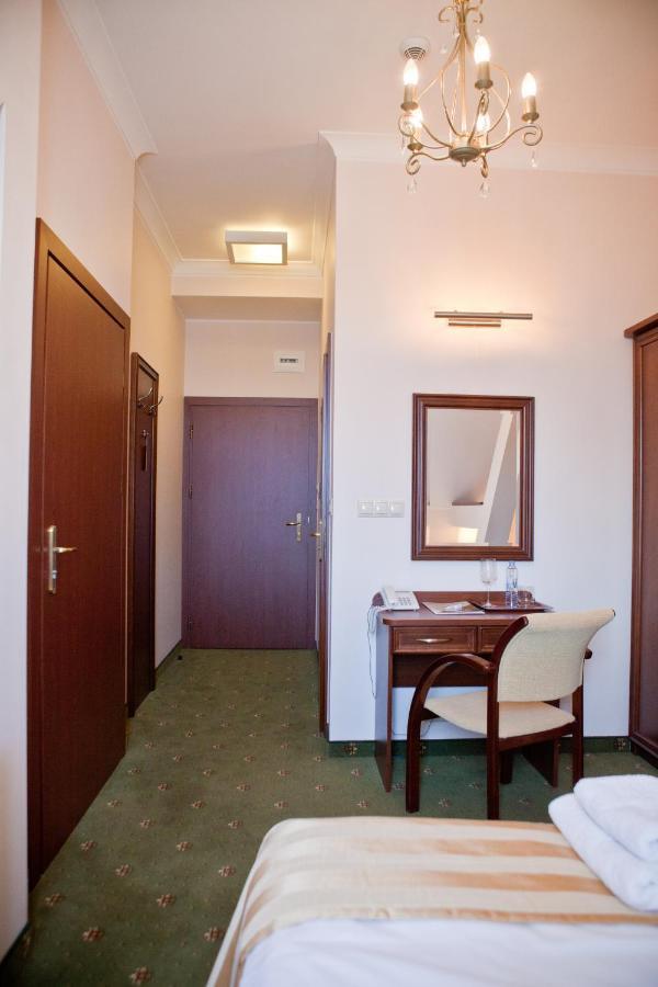 Hotel Masovia Giżycko Εξωτερικό φωτογραφία