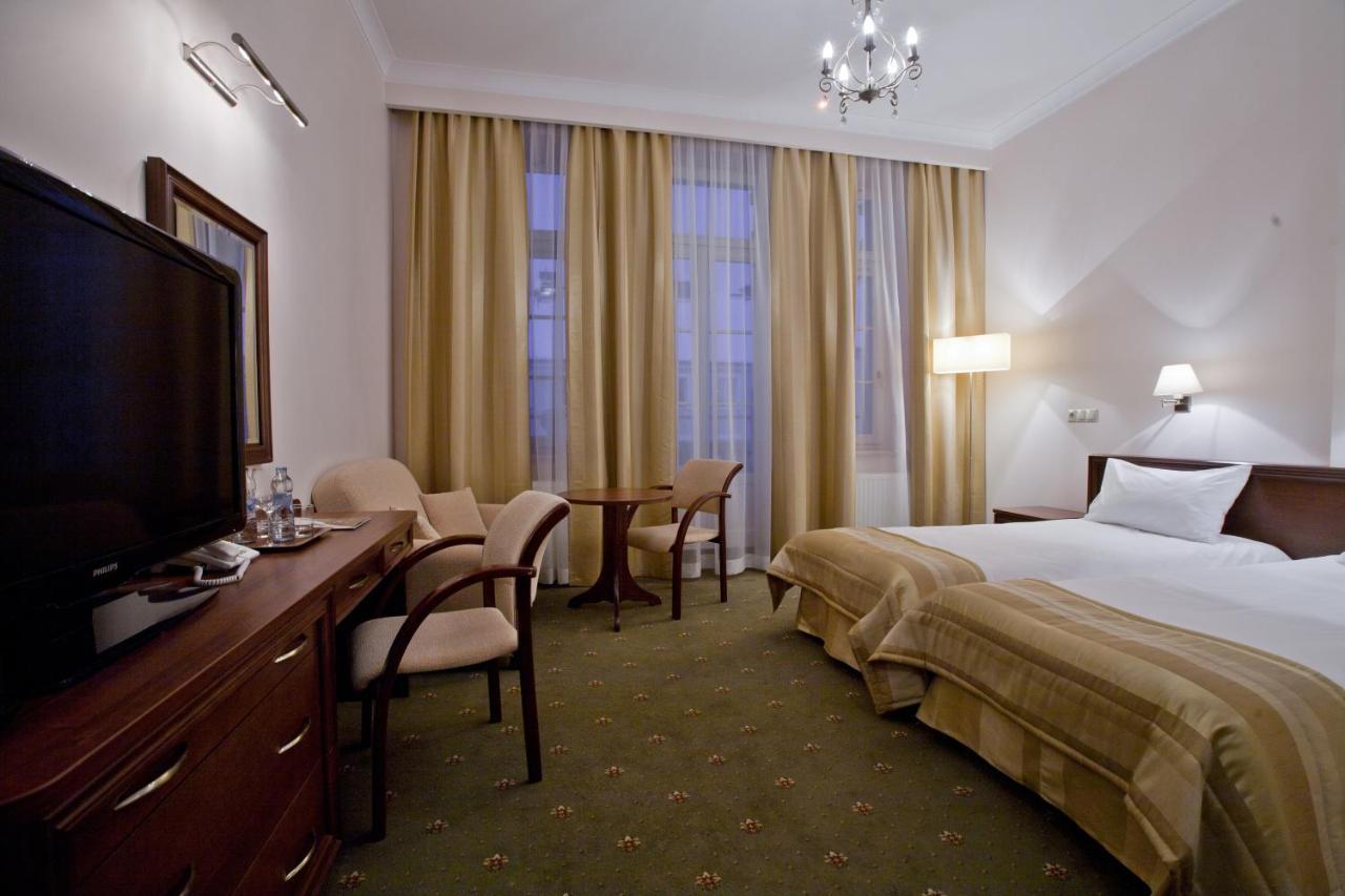 Hotel Masovia Giżycko Εξωτερικό φωτογραφία